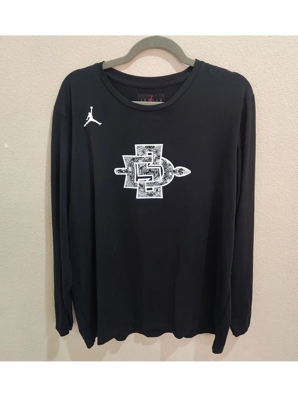 Nike Jordan San Diego State Aztecs long-sleeve performance shirt black Sz XL
